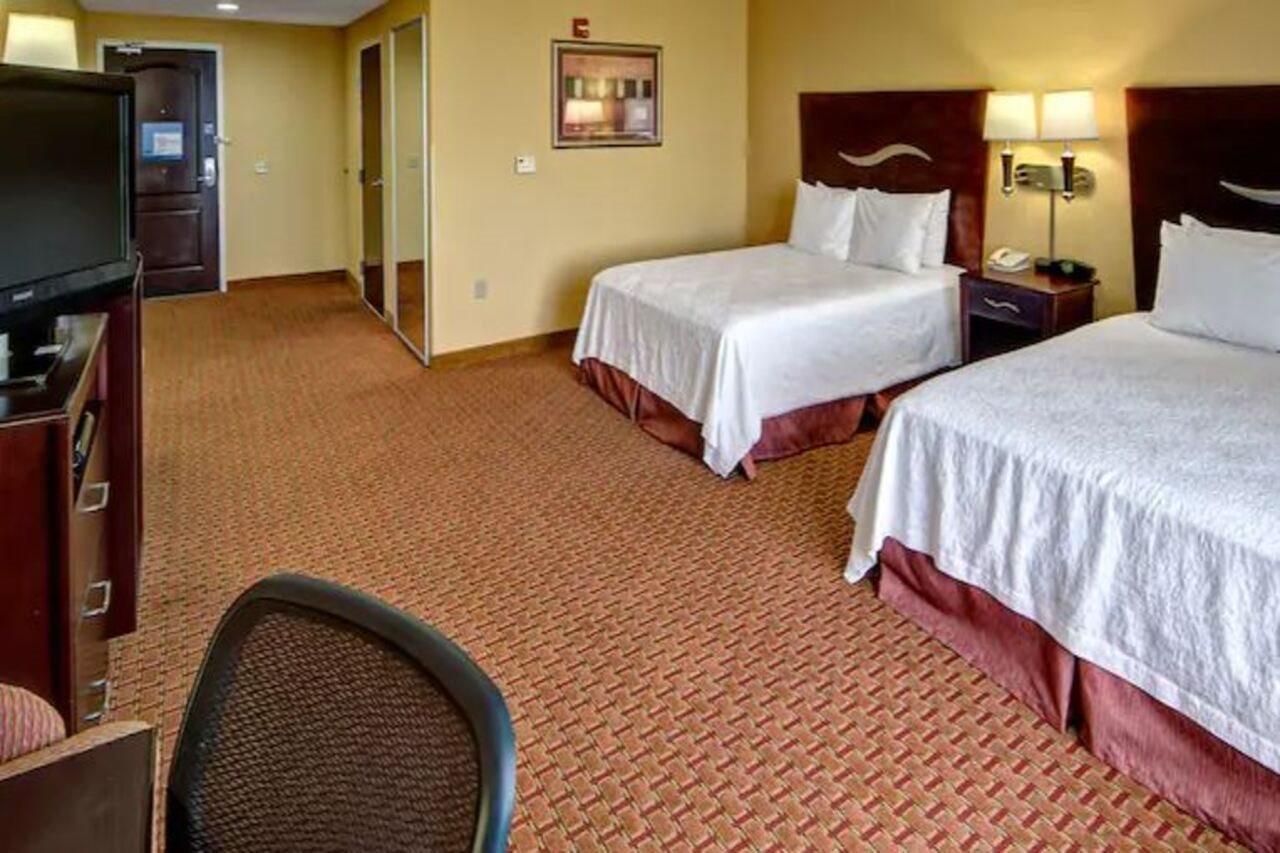 Hampton Inn Galax Esterno foto