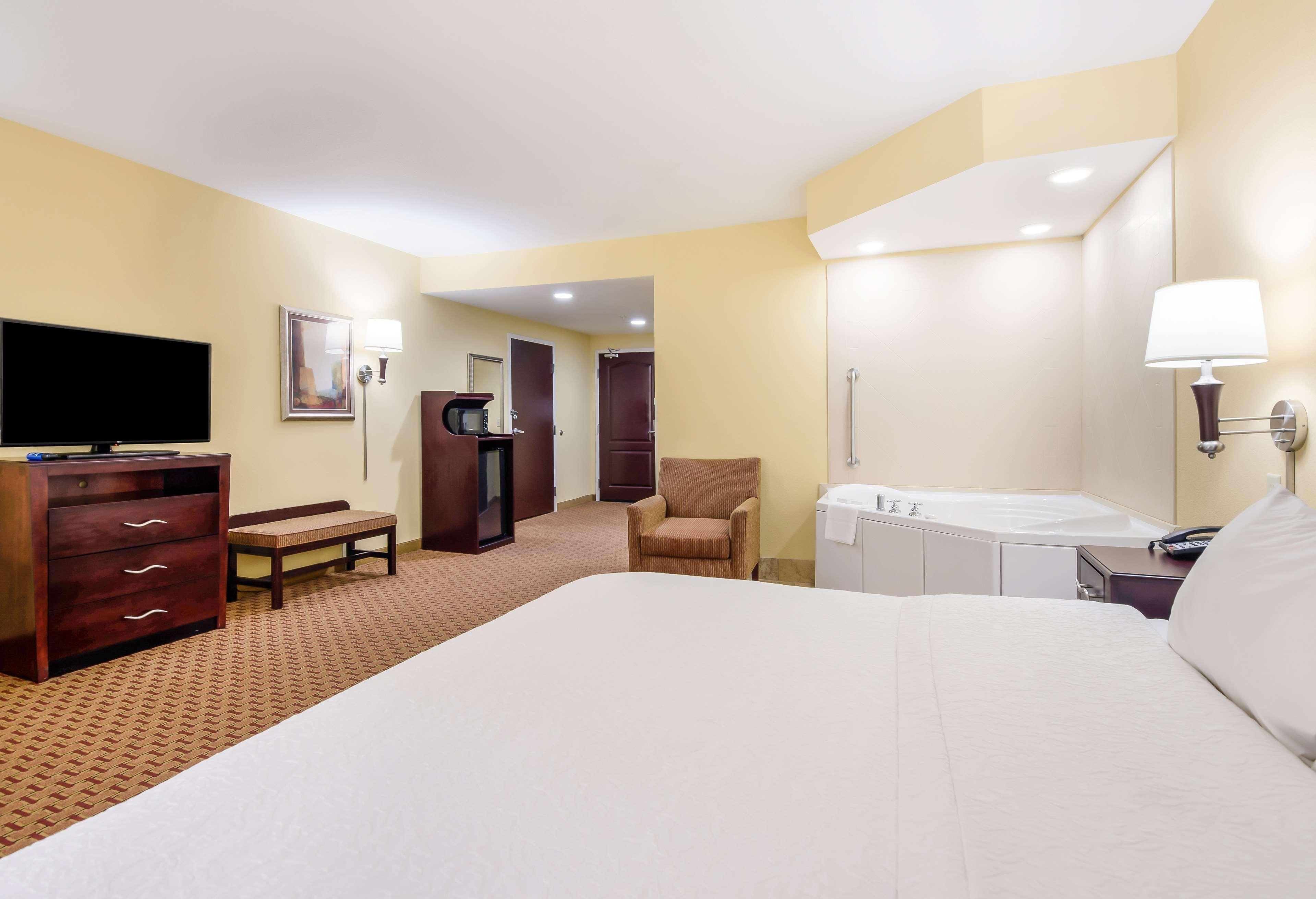 Hampton Inn Galax Esterno foto