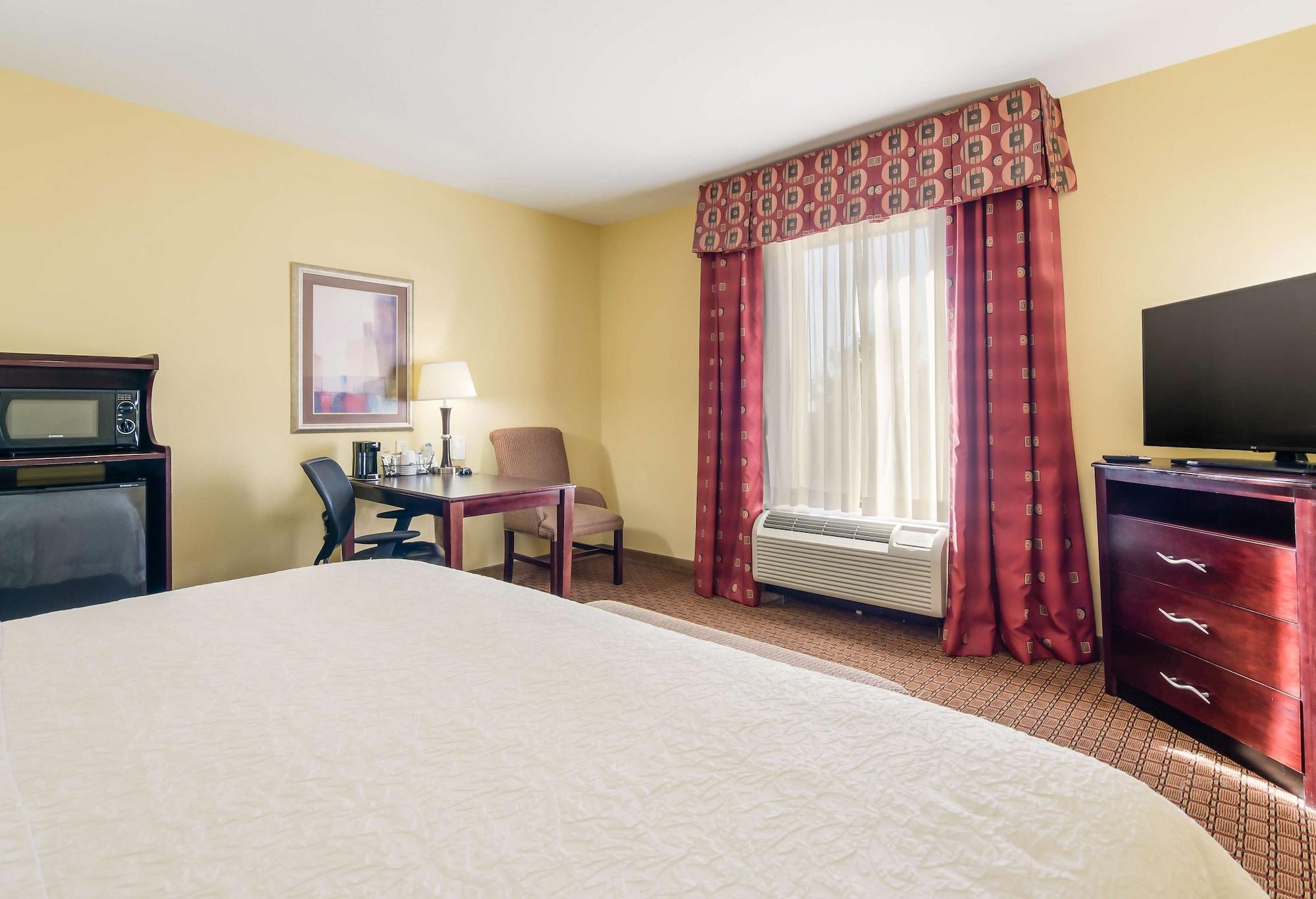 Hampton Inn Galax Esterno foto