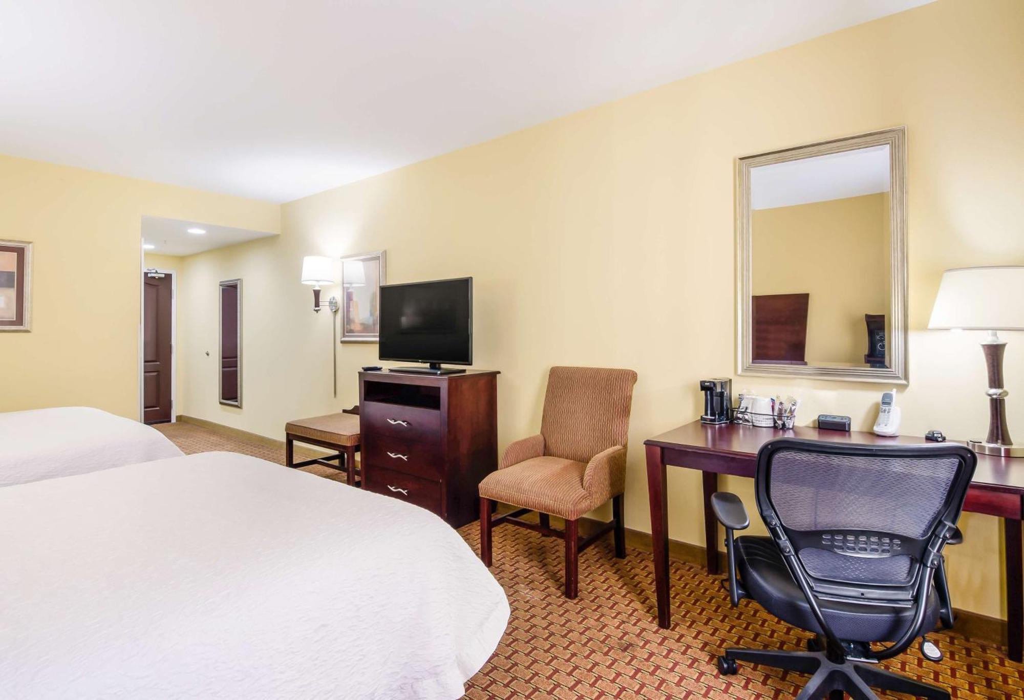 Hampton Inn Galax Esterno foto